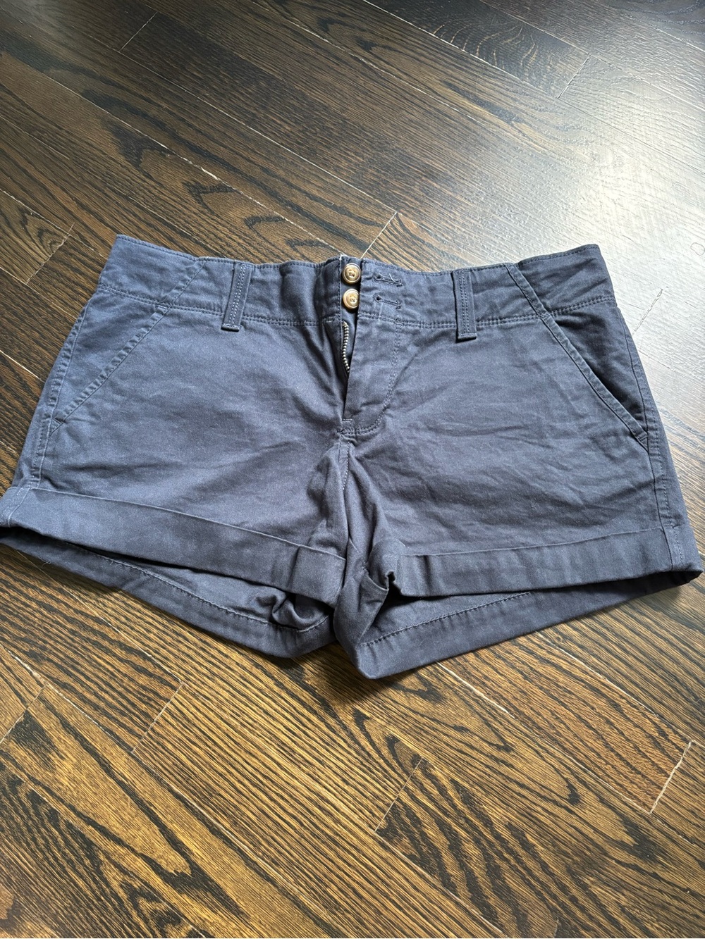 Old Navy Charcoal Roll-Hem Women's Shorts